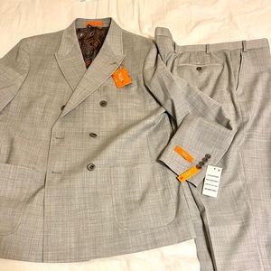 Men’s light grey double breasted suit -42R